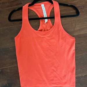 Lululemon tank top